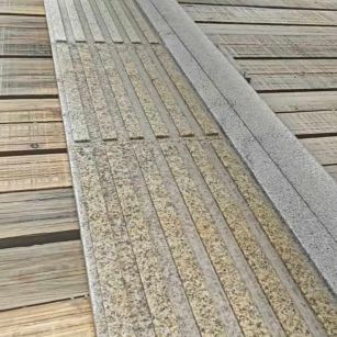 福州黄金麻盲道石 盲条