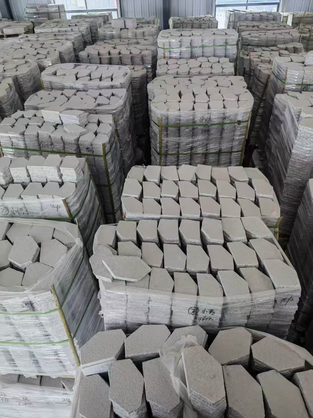 福州芝麻白石材冰裂纹，碎拼。