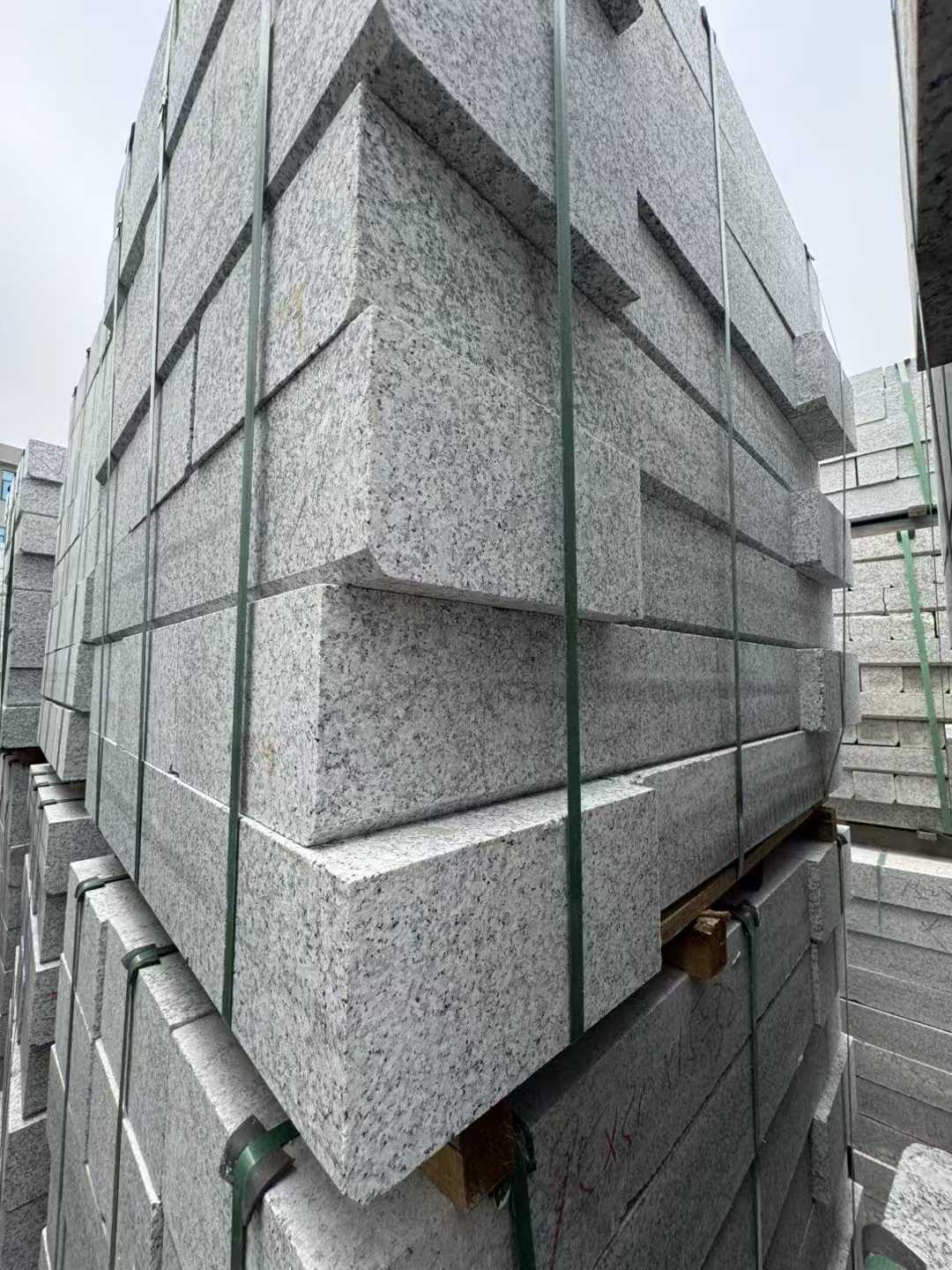 福州芝麻白路牙石 马路牙子